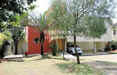 Imagem: A casa em condomínio possui 4 Dormitórios, 5 Banheiros, 5