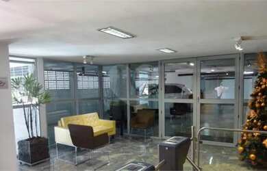 Imagem: O depósito possui 1 Vaga na garagem e 37m² de Área e está