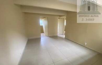 Imagem: O apartamento possui 3 Dormitórios, 1 Banheiro, 1 Vaga na garagem