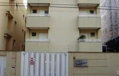 Imagem: O apartamento possui 1 Dormitório, 1 Banheiro, 1 Vaga na garagem