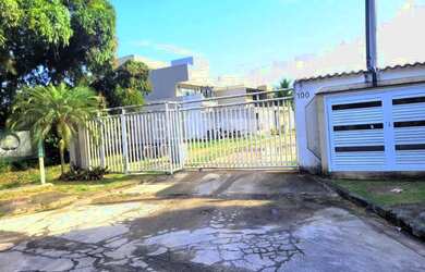 Imagem: O terreno possui 694m² de Área e está localizado em Vargem