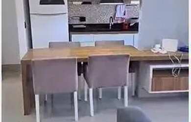 Imagem: O apartamento possui 2 Dormitórios, 2 Banheiros, 1 Vaga na