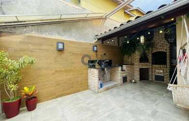 Imagem: A casa em condomínio possui 3 Dormitórios, 2 Banheiros, 2