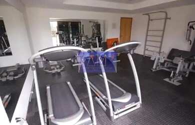 Imagem: O apartamento possui 3 Dormitórios, 1 Banheiro, 2 Vagas na