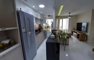 Imagem: O apartamento possui 3 Dormitórios, 3 Banheiros, 2 Vagas na