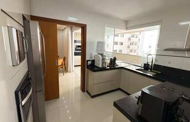 Imagem 12: APARTAMENTO 3 Quartos **Marcenaria Completa** Edifício Contemporâneo