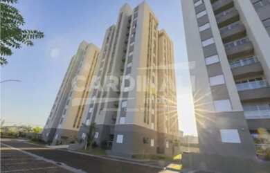 Imagem 2: Apartamento com excelente localização, próximo a supermercados e shopping...