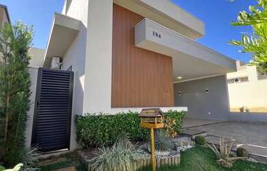 Imagem: A casa em condomínio possui 3 Dormitórios, 4 Banheiros, 4