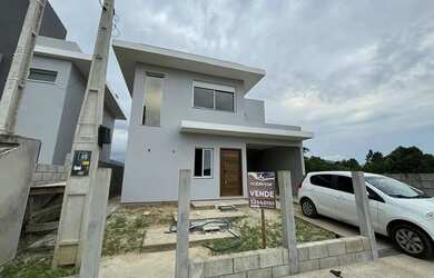 Imagem: A casa possui 2 Dormitórios, 1 Banheiro, 1 Vaga na garagem