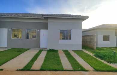 Imagem: A casa em condomínio possui 3 Dormitórios, 2 Banheiros, 2