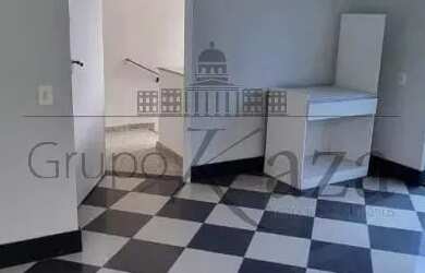 Imagem: O depósito possui 5 Vagas na garagem, 302m² de Área e está