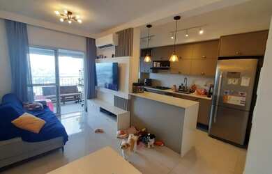 Imagem: O apartamento possui 2 Dormitórios, 1 Banheiro, 1 Vaga na garagem