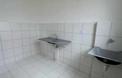 Imagem 2: KAR 96- PASSO PLAZA DAS FLORES 5 TERREO QUINTAL POR 50 MIL