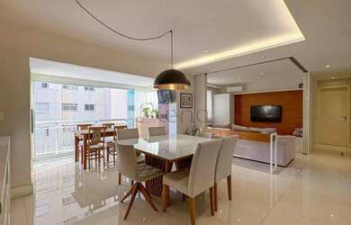 Imagem: O apartamento possui 3 Dormitórios, 2 Banheiros, 2 Vagas na