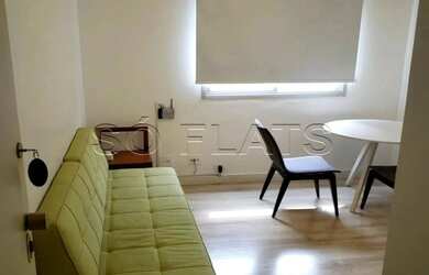 Imagem: O studio possui 1 Dormitório, 1 Banheiro, 1 Vaga na garagem