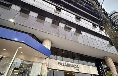 Imagem: O apartamento possui 1 Dormitório, 1 Banheiro, 1 Vaga na garagem