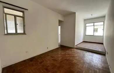 Imagem: O apartamento possui 1 Dormitório, 2 Banheiros, 1 Vaga na garagem