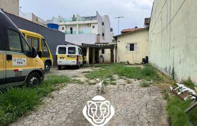 Imagem: O terreno possui 300m² de Área e Imóvel novo e está localizado