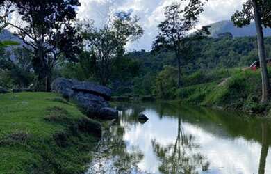 Imagem: O terreno possui 20000m² de Área e está localizado em Itaipava