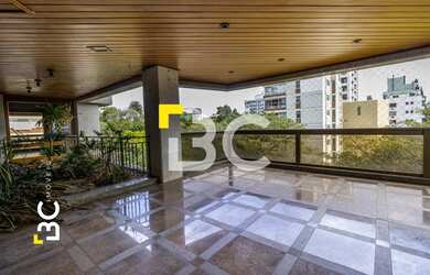 Imagem 16: BC Imóveis vende luxuoso apartamento 1 por andar alto padrão, com 4...