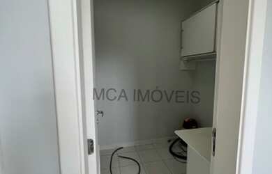 Imagem 8: Apartamento para aluguel e venda possui 210 metros quadrados