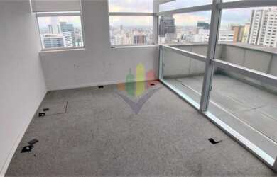 Imagem: O depósito possui 1 Vaga na garagem, 87m² de Área e está