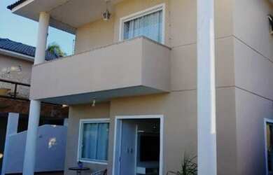 Imagem: A casa em condomínio possui 4 Dormitórios, 3 Banheiros, 2