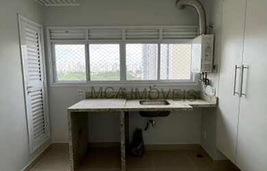 Imagem 7: Apartamento para aluguel e venda possui 210 metros quadrados