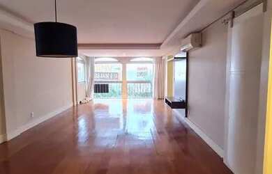 Imagem 2: Apartamento para venda tem 135 metros quadrados com 3 quartos em Centro...