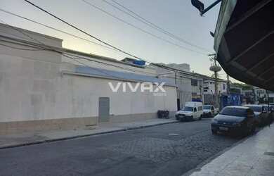 Imagem: O depósito possui 227m² de Área e está localizado em Méier