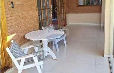 Imagem: A casa em condomínio possui 3 Dormitórios, 5 Banheiros, 5