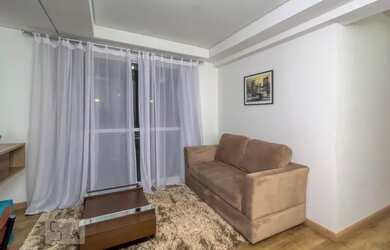 Imagem: O apartamento possui 2 Dormitórios, 1 Banheiro, 1 Vaga na garagem