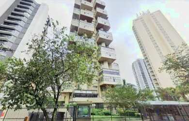 Imagem: O apartamento possui 3 Dormitórios, 5 Banheiros, 271m² de