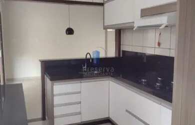 Imagem: A casa possui 2 Dormitórios, 2 Banheiros, 4 Vagas na garagem