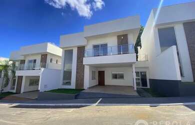 Imagem: A casa em condomínio possui 3 Dormitórios, 4 Banheiros, 2