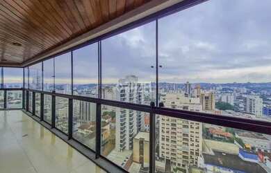 Imagem: O apartamento na cobertura possui 3 Dormitórios, 4 Banheiros