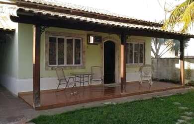 Imagem: A casa em condomínio possui 2 Dormitórios, 2 Banheiros, 3