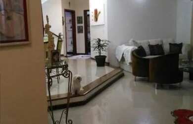 Imagem: A casa em condomínio possui 3 Dormitórios, 5 Banheiros, 4