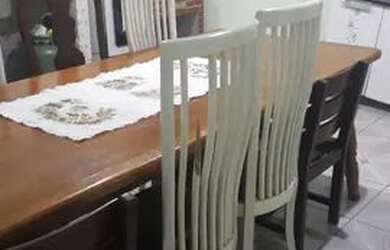 Imagem: A casa possui 4 Dormitórios, 3 Banheiros, 1 Vaga na garagem