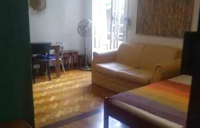 Imagem: O apartamento possui 2 Dormitórios, 2 Banheiros e 80m² de