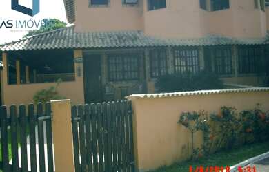 Imagem: A casa em condomínio possui 4 Dormitórios, 4 Banheiros, 2