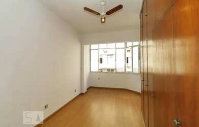 Imagem: O apartamento possui 1 Dormitório, 1 Banheiro, 36m² de Área