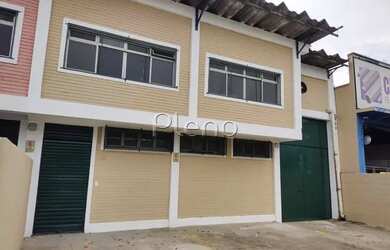 Imagem: O depósito possui 5 Vagas na garagem, 360m² de Área e está