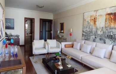 Imagem: O apartamento possui 4 Dormitórios, 4 Banheiros, 2 Vagas na