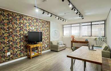 Imagem: O depósito possui 1 Vaga na garagem, 35m² de Área e está