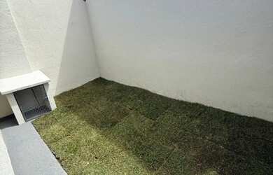 Imagem 3: Casa Vendo Santa Candida. Churrasqueira, Varanda, 44m² de Áreae2 Vagas...