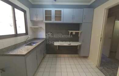 Imagem 2: Casa em Condomínio na Zona Sul para Venda com 3 Dormitórios no bairro...