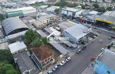 Imagem: A casa possui 4 Dormitórios, 2 Banheiros, 2 Vagas na garagem