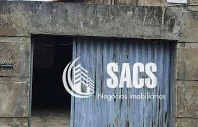 Imagem: A casa possui 3 Dormitórios, 1 Banheiro, 3 Vagas na garagem