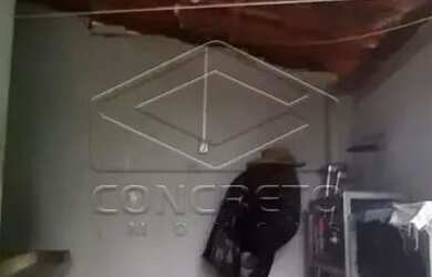 Imagem 13: Casa Padrão em Jaú. Piscina, Varanda, 12m² de Áreae2 Vagas na garagem